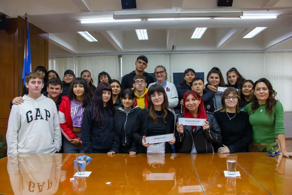 9a98cc00-61df-4576-ab18-6b40c7b6ceb3