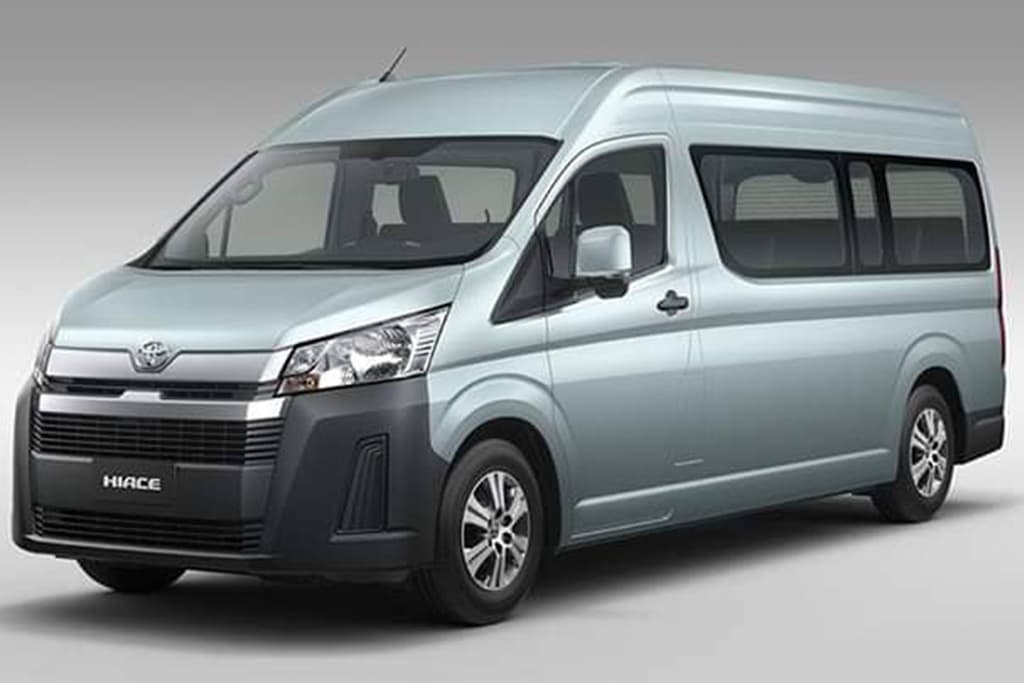 Toyota_hiace-1