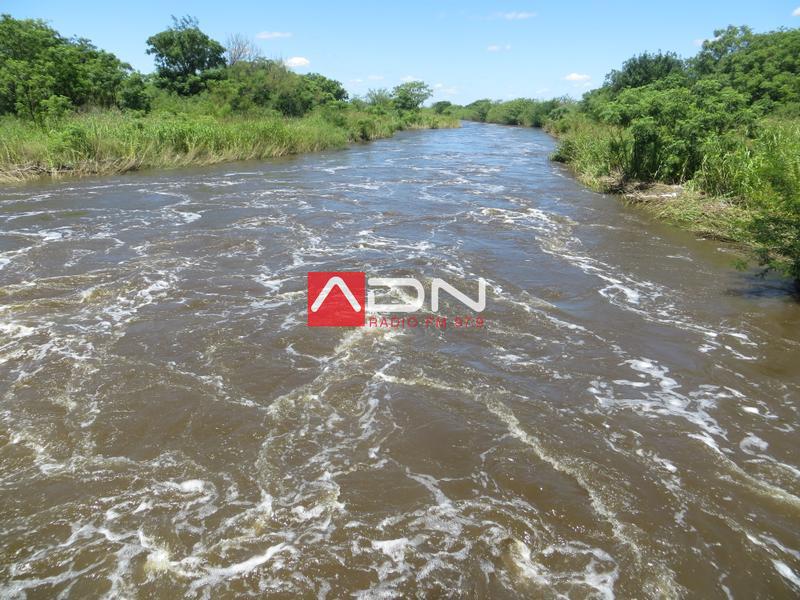 60  (Canal Vila Cululu y R13, vista hacia Este) 110117