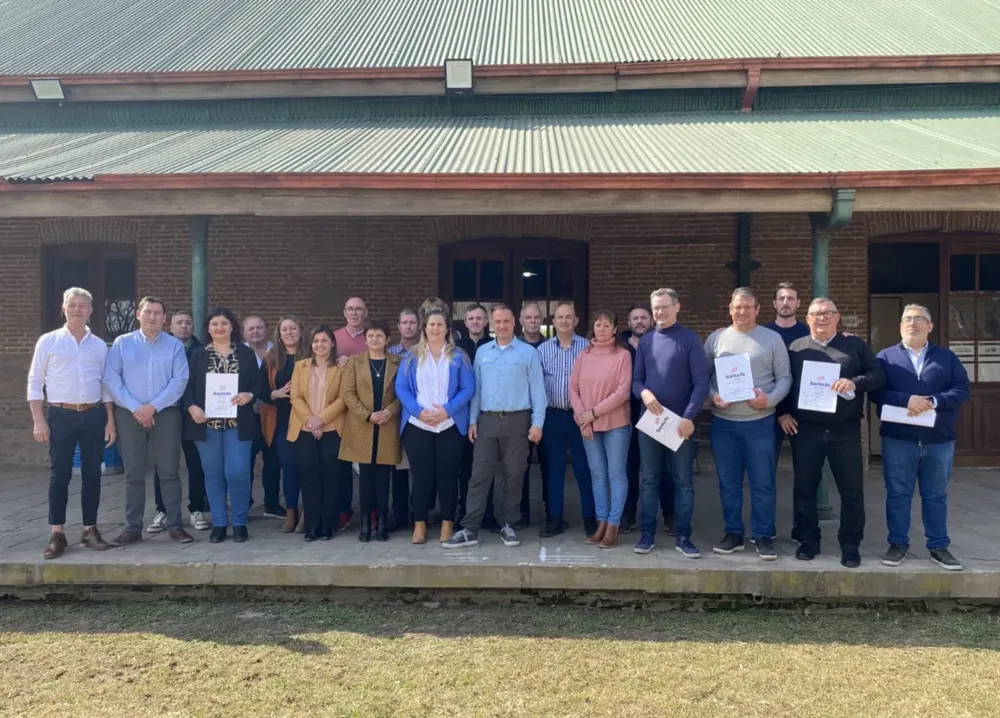 f1745a77-e797-440c-9359-bbce2c7c25e7