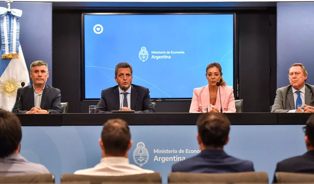 funcionarios