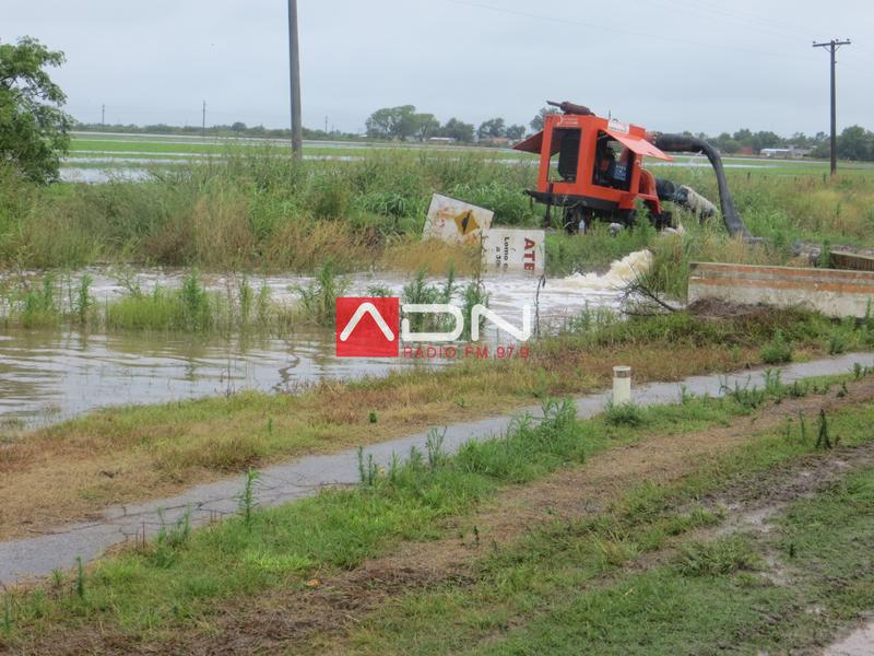 18 (Bomba sobre R22 sacando agua al N de Ramona) 030117