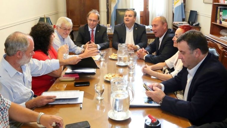 farias.jpg_1572130063