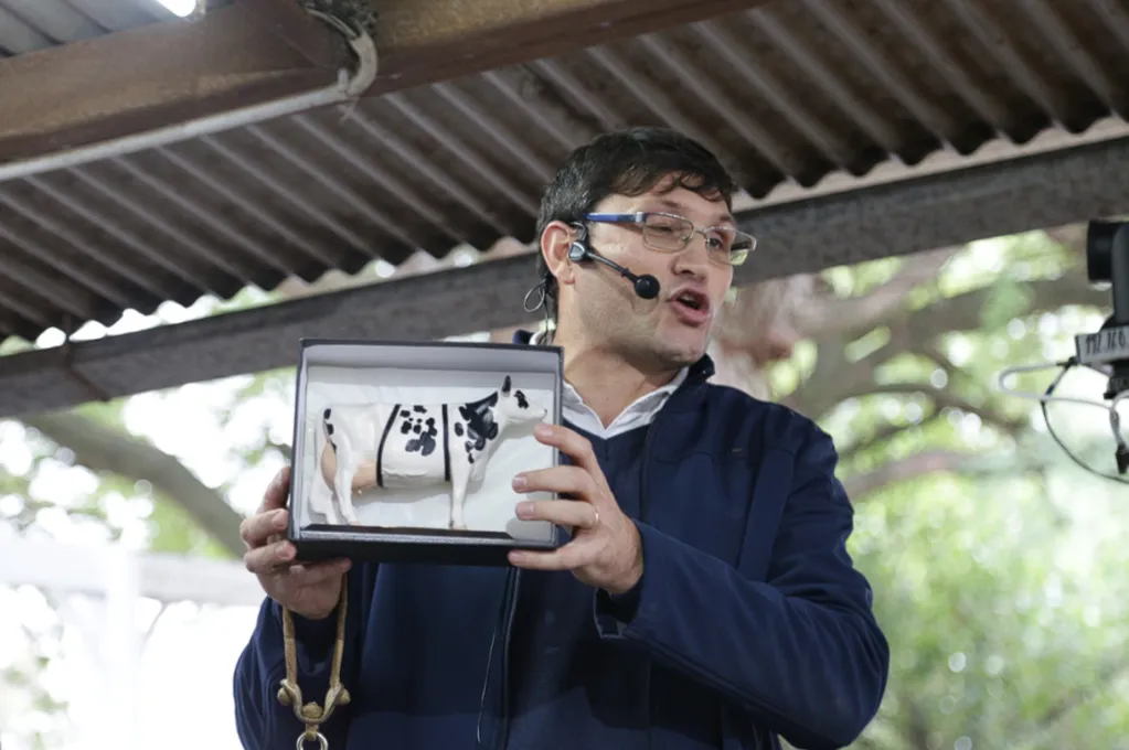 Captura de pantalla 2024-04-12 220229